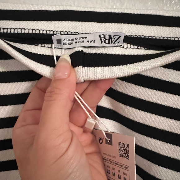 Black and White Striped knit Women's Strapless Dress - Picture 4 of 4